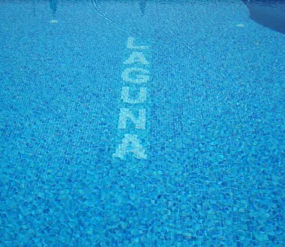 Penzion Complex Laguna-kantardzhiev 3*