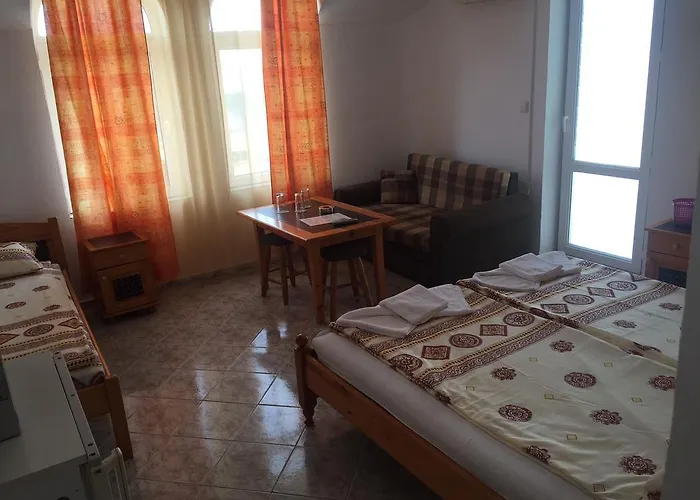 Penzion Complex Laguna-kantardzhiev